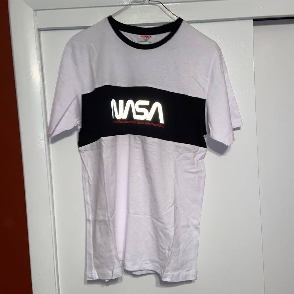 NASA tee - Picture 2 of 2